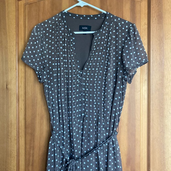 Lovely mocha colored polka dot dress. Cute with boots & a cardigan! - Picture 3 of 9